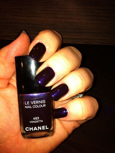 Chanel Le Vernis in Vendetta Review 